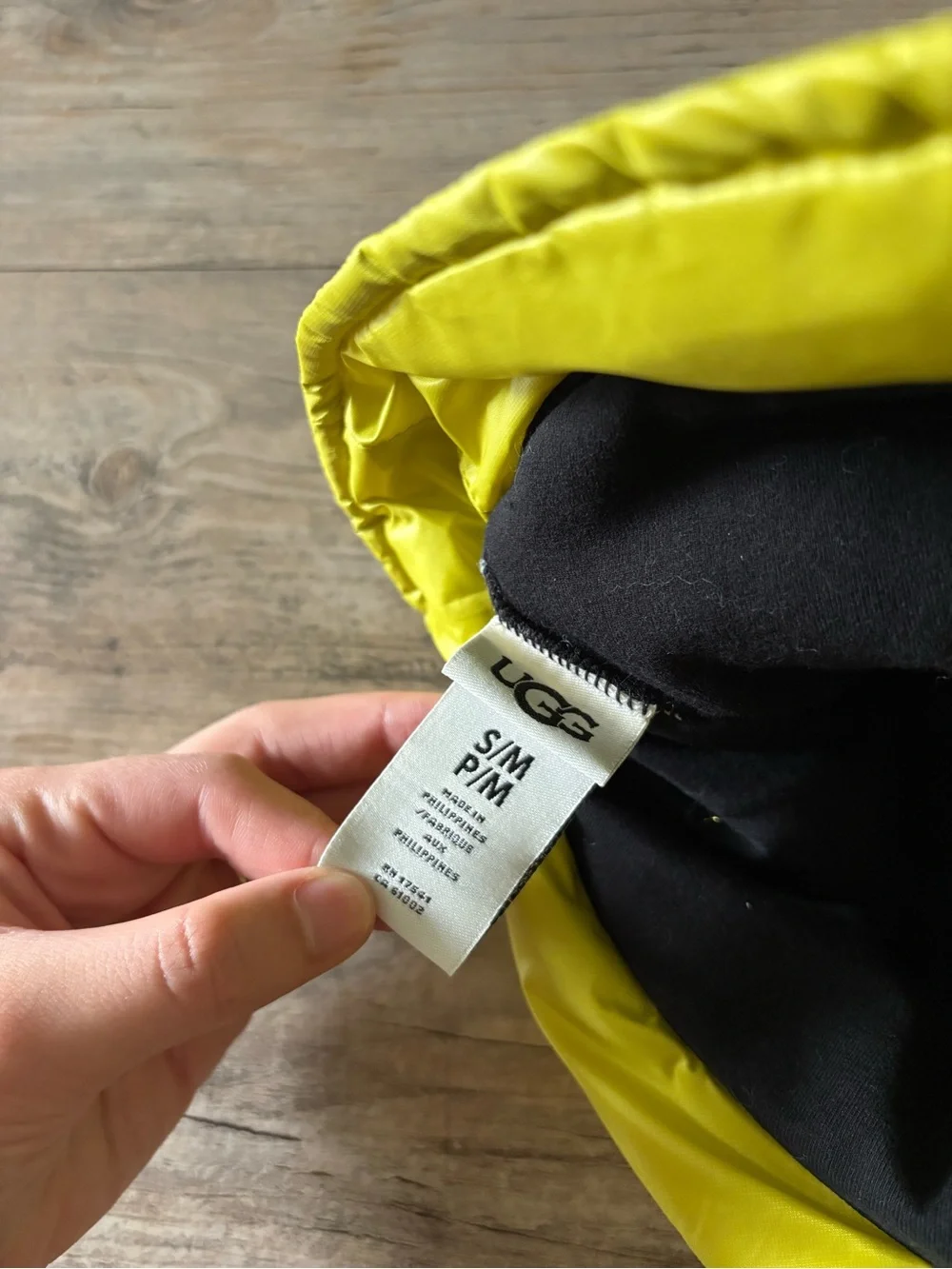 NWT UGG AW Quilted Bucket Hat In Yellow